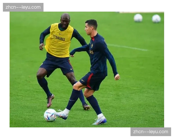 贡萨洛·拉莫斯进球后摆出海贼王二档姿势庆祝，引爆社交媒体